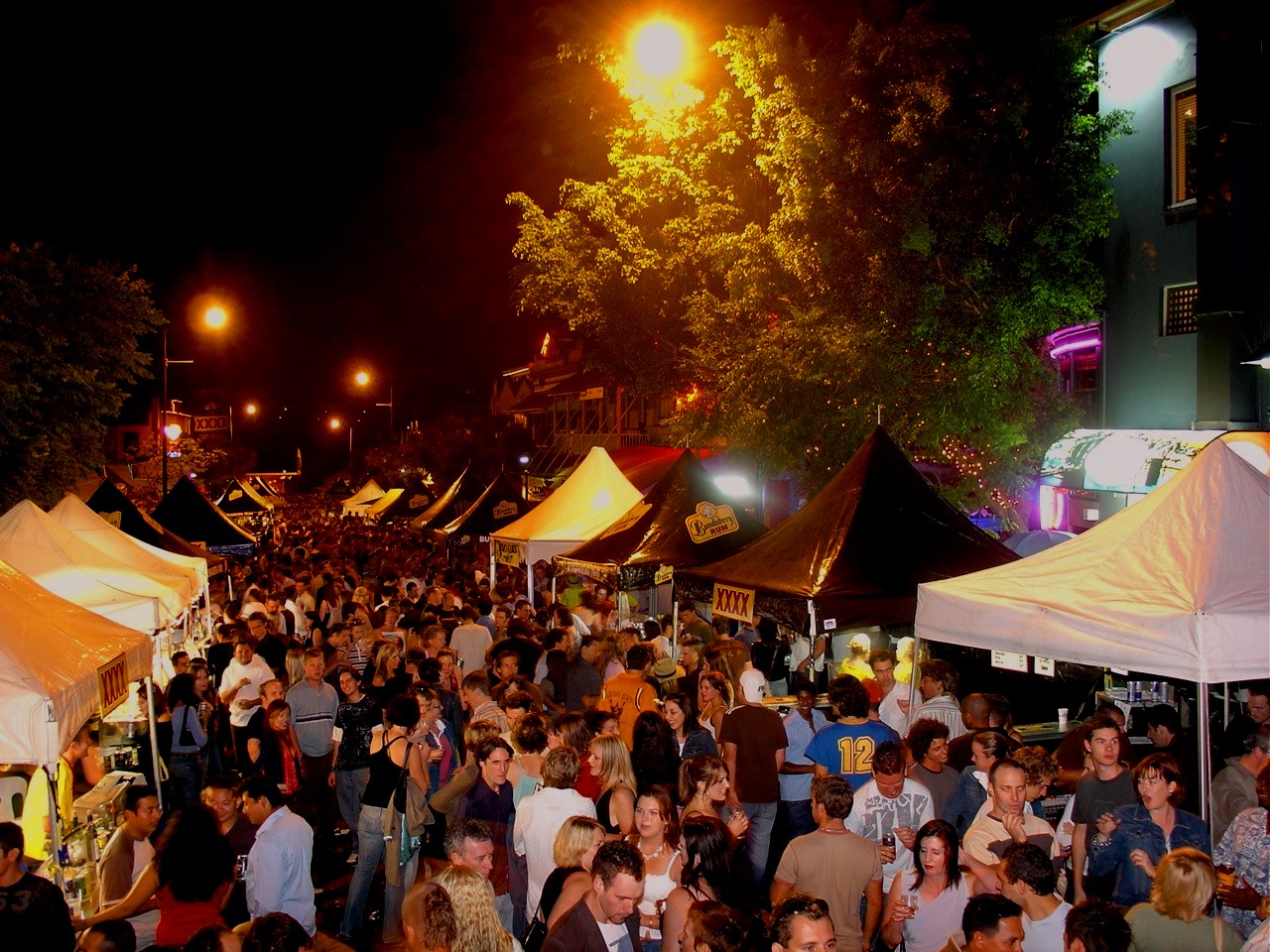 Crowd at the Caxton Street Seafood and Wine Festival